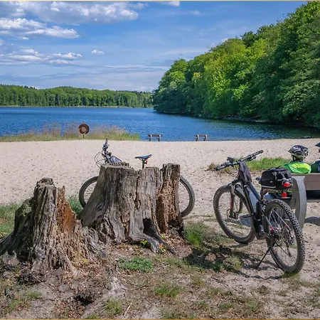 Semesterbostad Fischerdorf Seeadler Zirchow